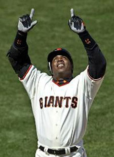 BARRY BONDS - HOME RUN KING!