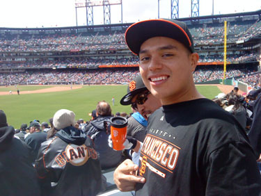 Julio Villasenor - big bonds fan 